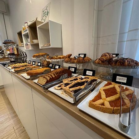 Hotel Ravello Adults Only Римини Экстерьер фото