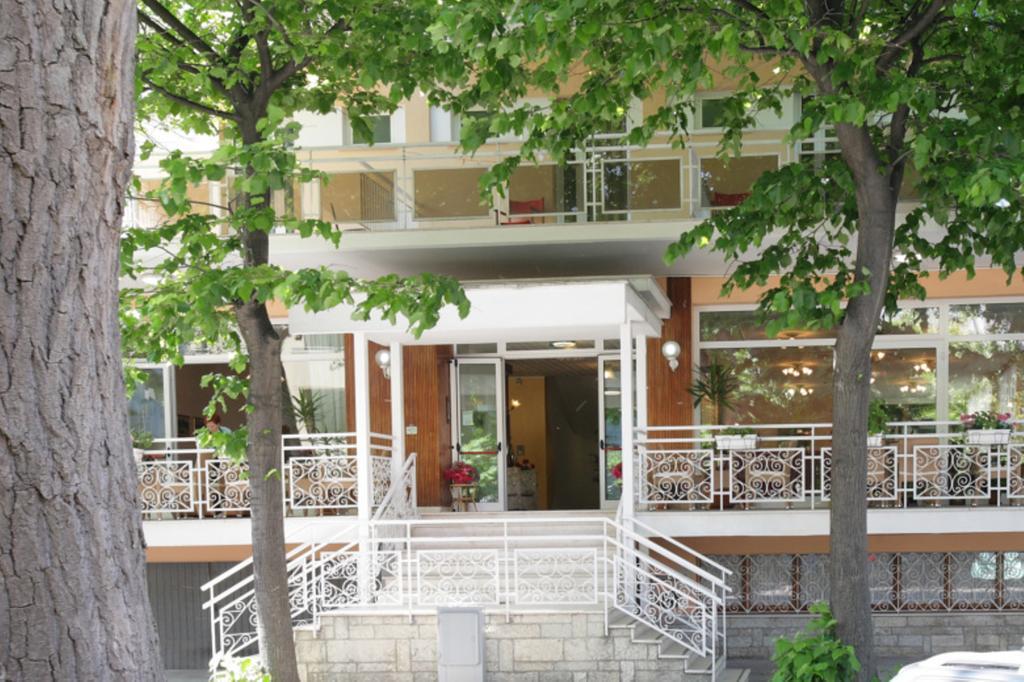 Hotel Ravello Adults Only Римини Экстерьер фото